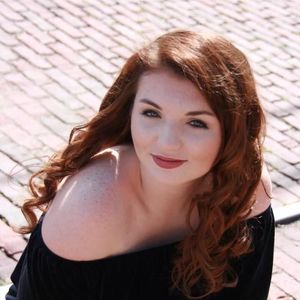 Meet your Posher, Lizzy